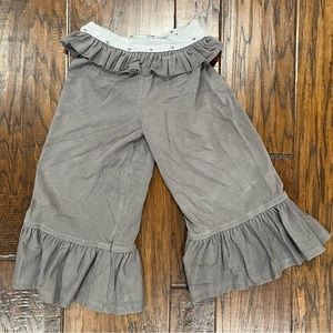 VGUC Persnickety Gaucho pants. Size 2. Gray
